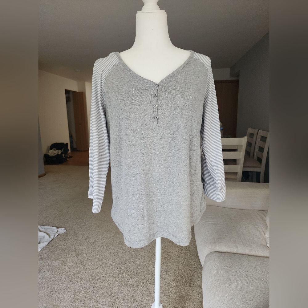 Karen Neuburger pj’s top